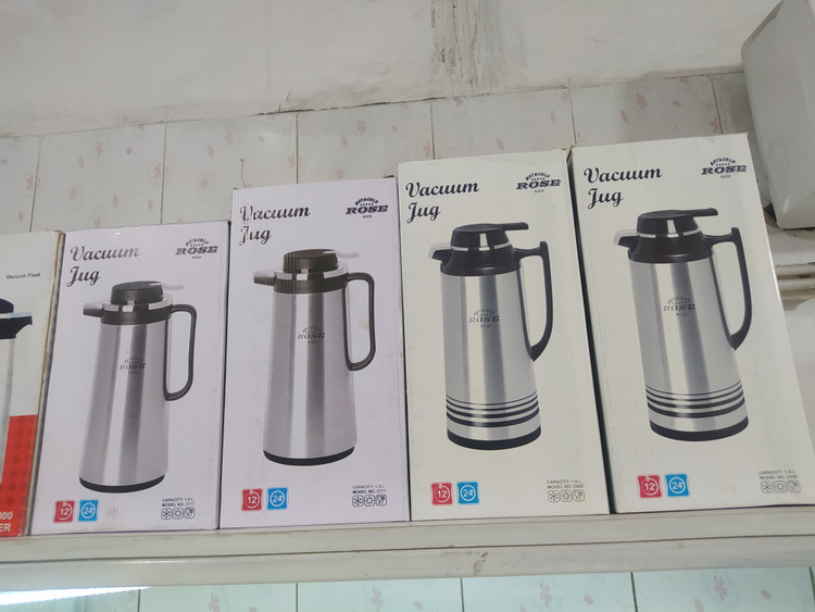 فلاکس استیل داخل شیشه ای 1/6 لیتر رُز درب مشکی